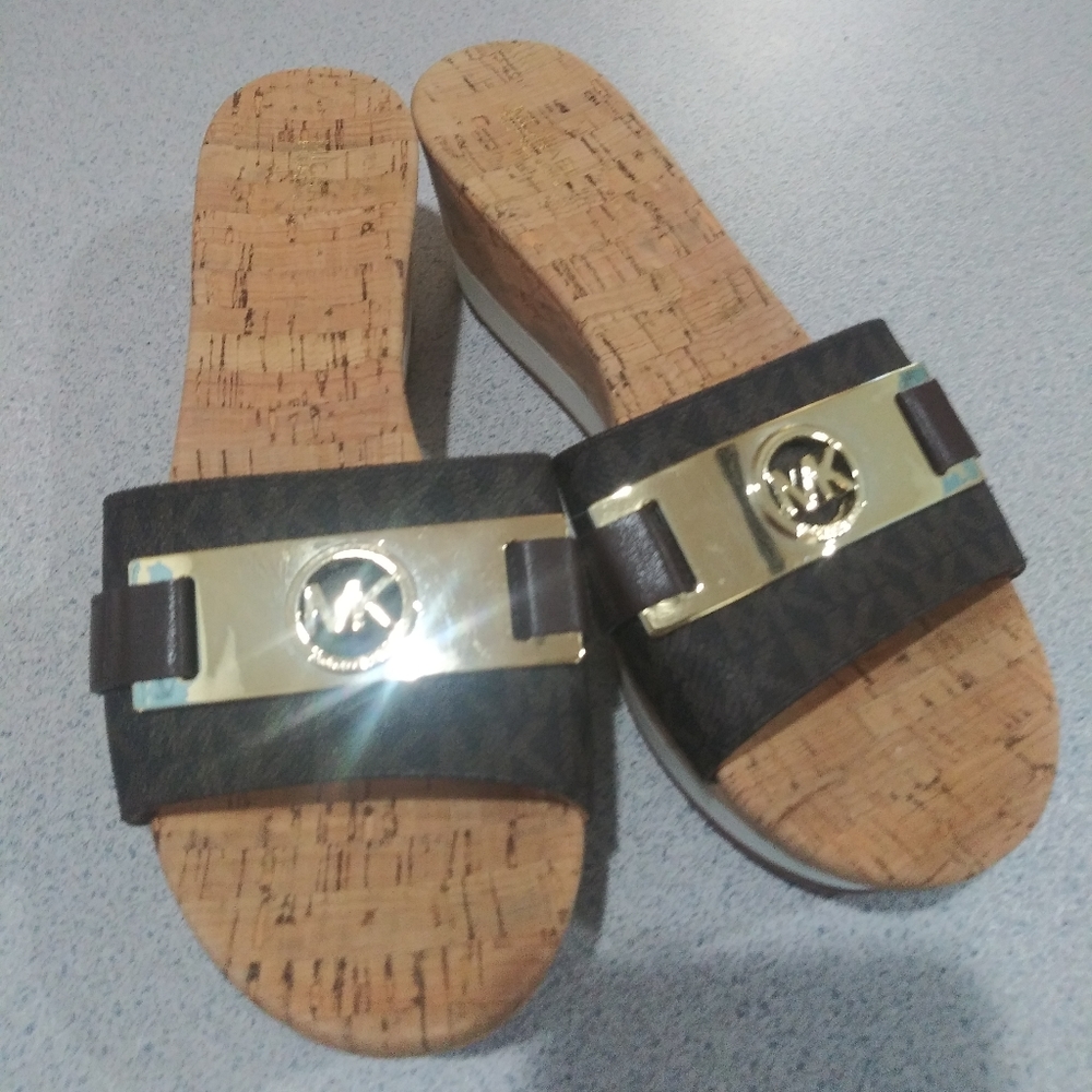 NWOB AUTH Michael Kors